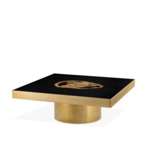 Invite the organic chic of the Villièrs Coffee Table into your home.