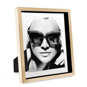 Encase cherished memorabilia like photographs, postcards or entrance tickets in the rose gold coloured Mulholland XL Picture Frame.